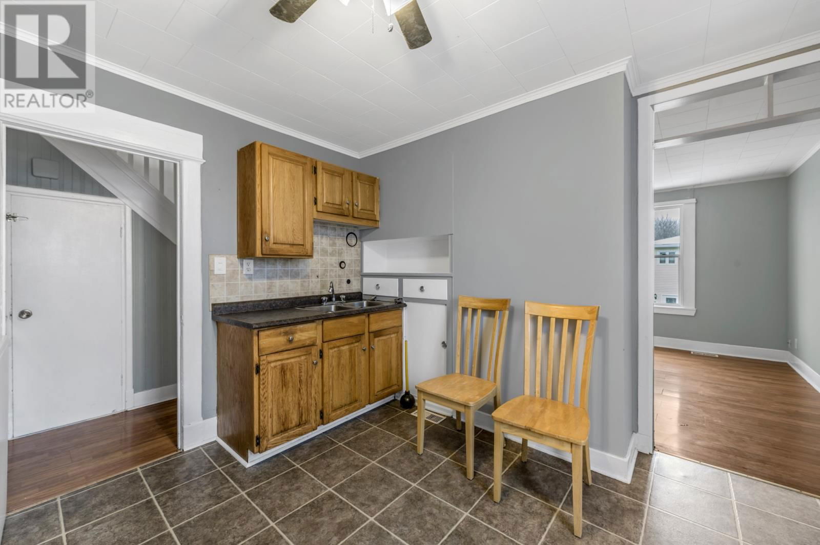 50 WARBURY STREET Image 11