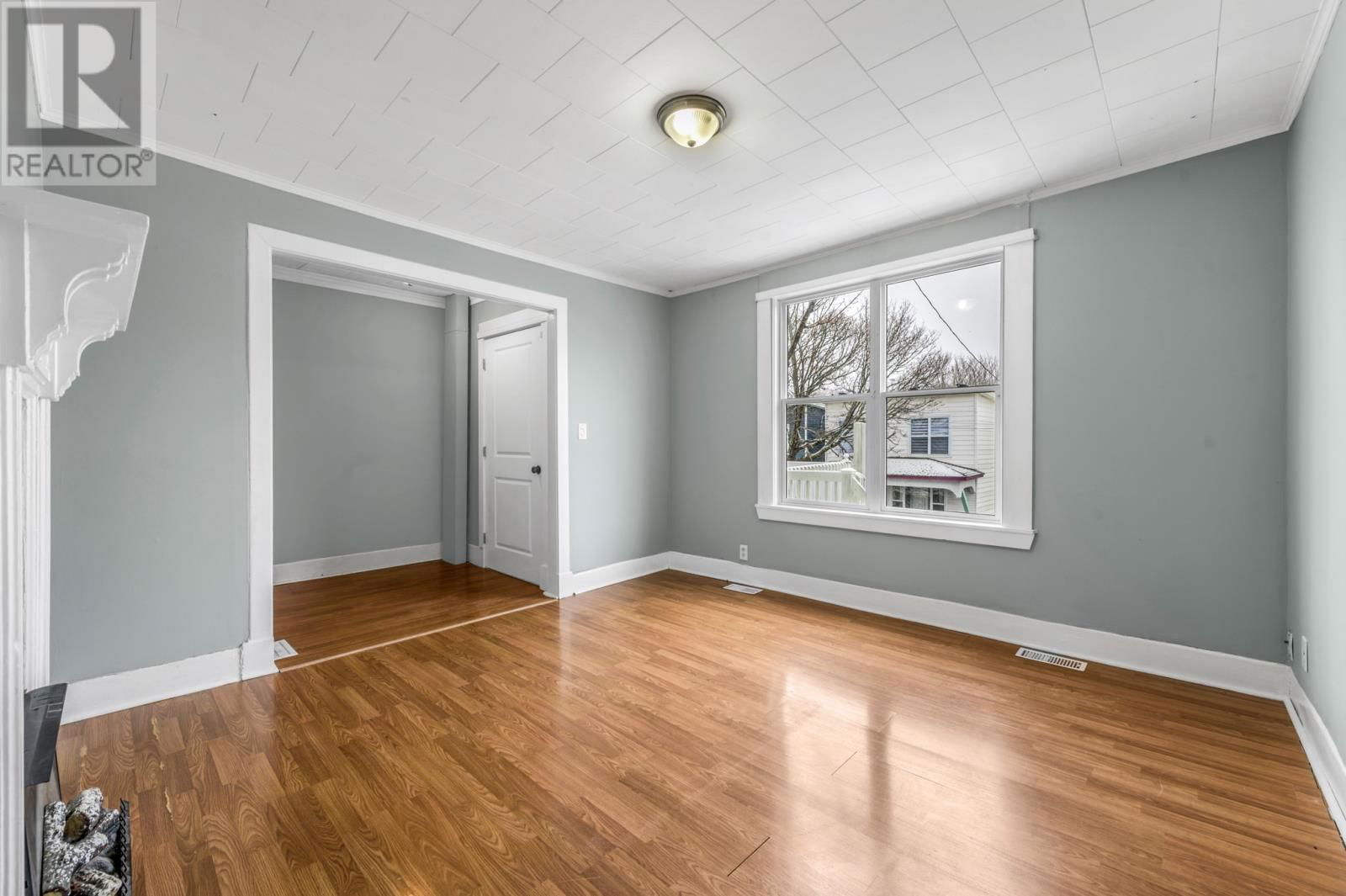 50 WARBURY STREET Image 7