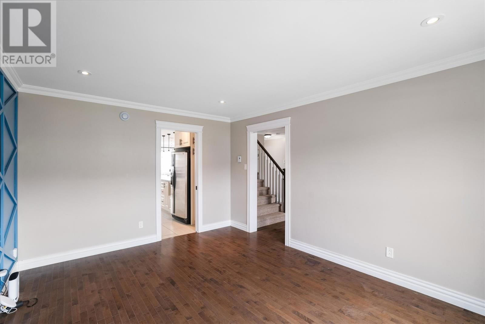 26 TIGRESS STREET Image 12