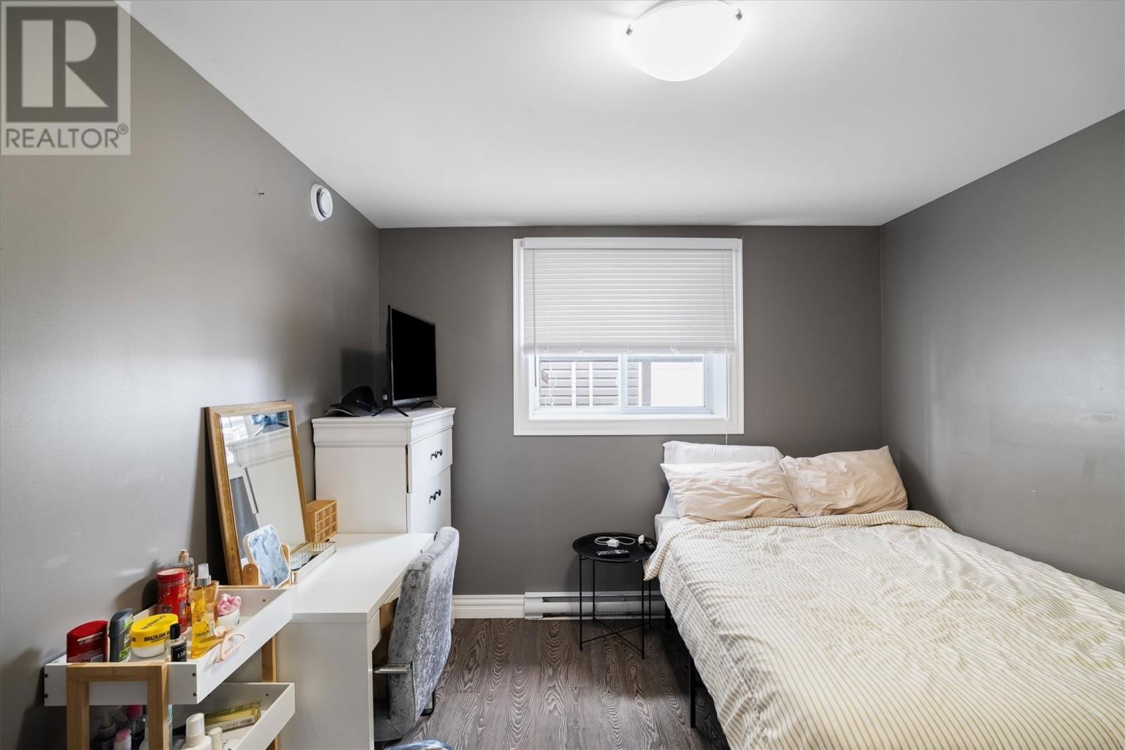 26 TIGRESS STREET Image 28