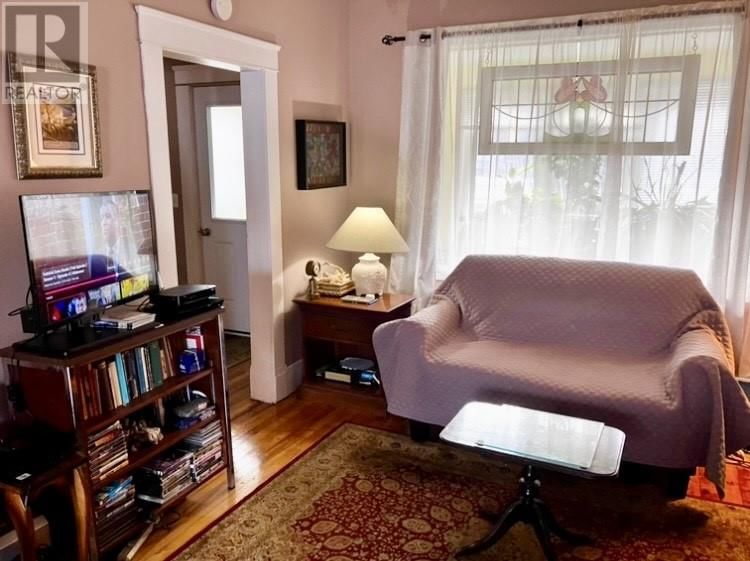 125 HUMBER ROAD Image 4