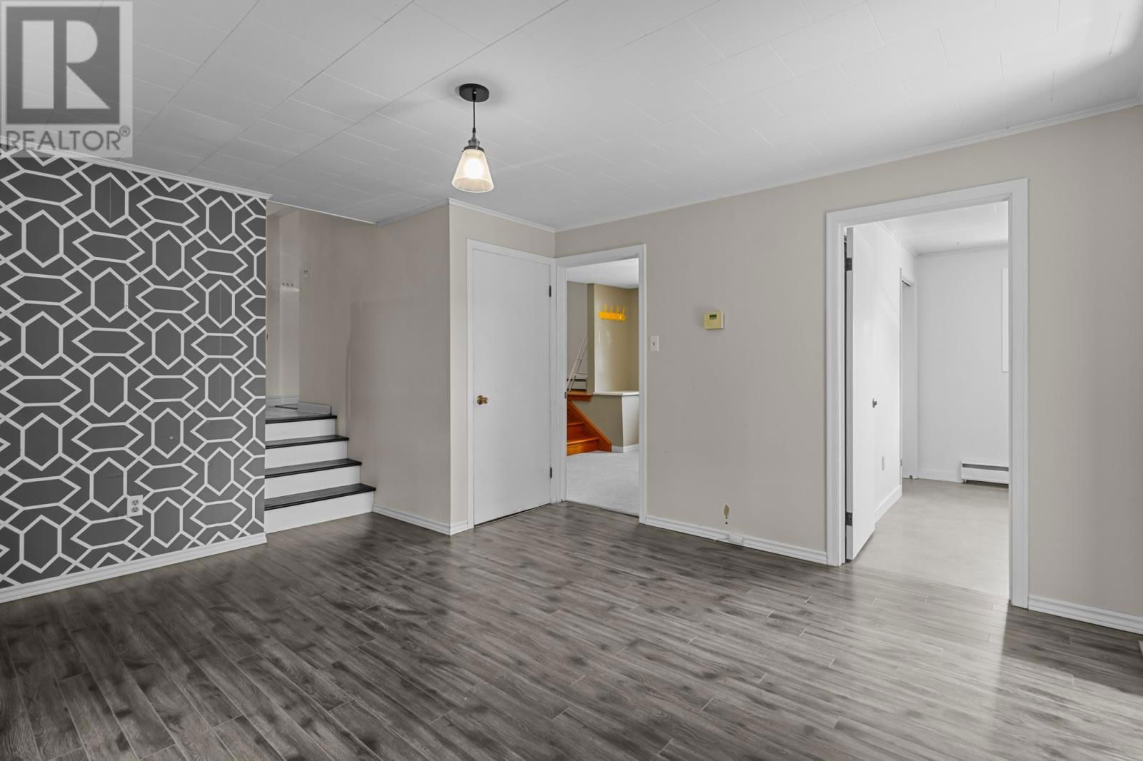 13 BOWRING PLACE Image 10