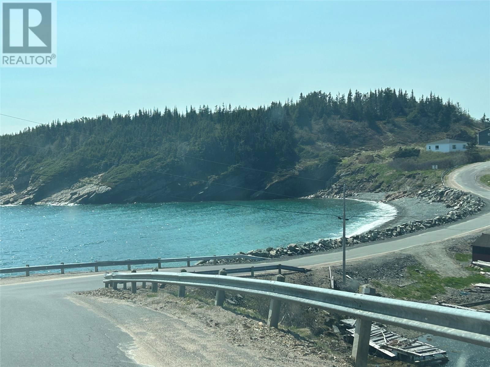 33 MAIN ROAD Image 30