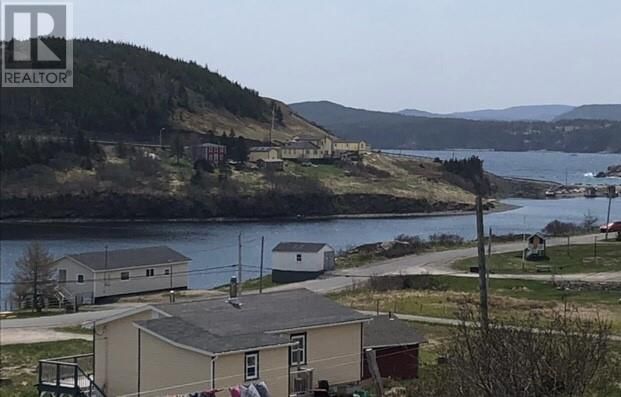 33 MAIN ROAD Image 4