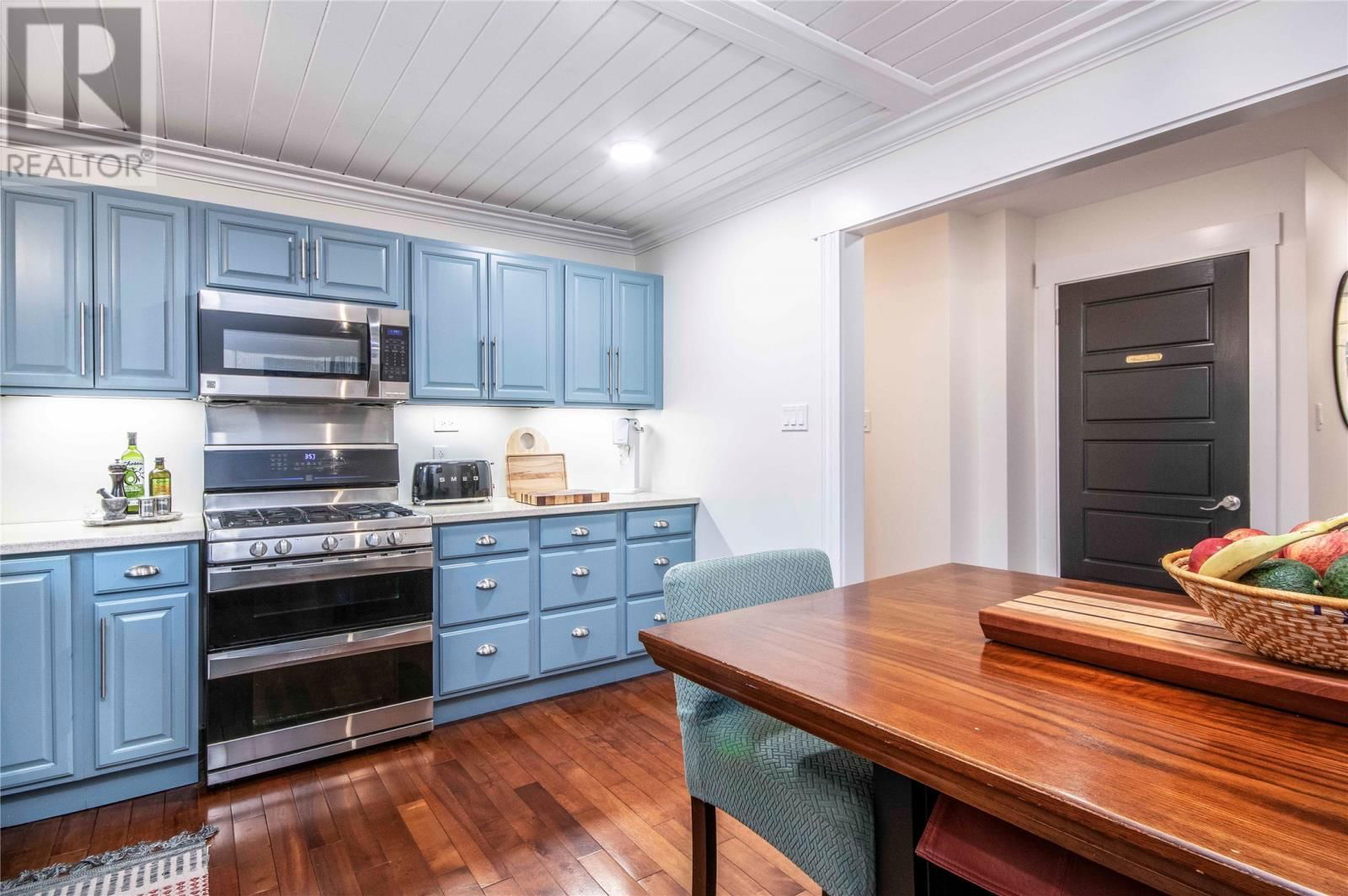 6 WEXFORD STREET Image 10