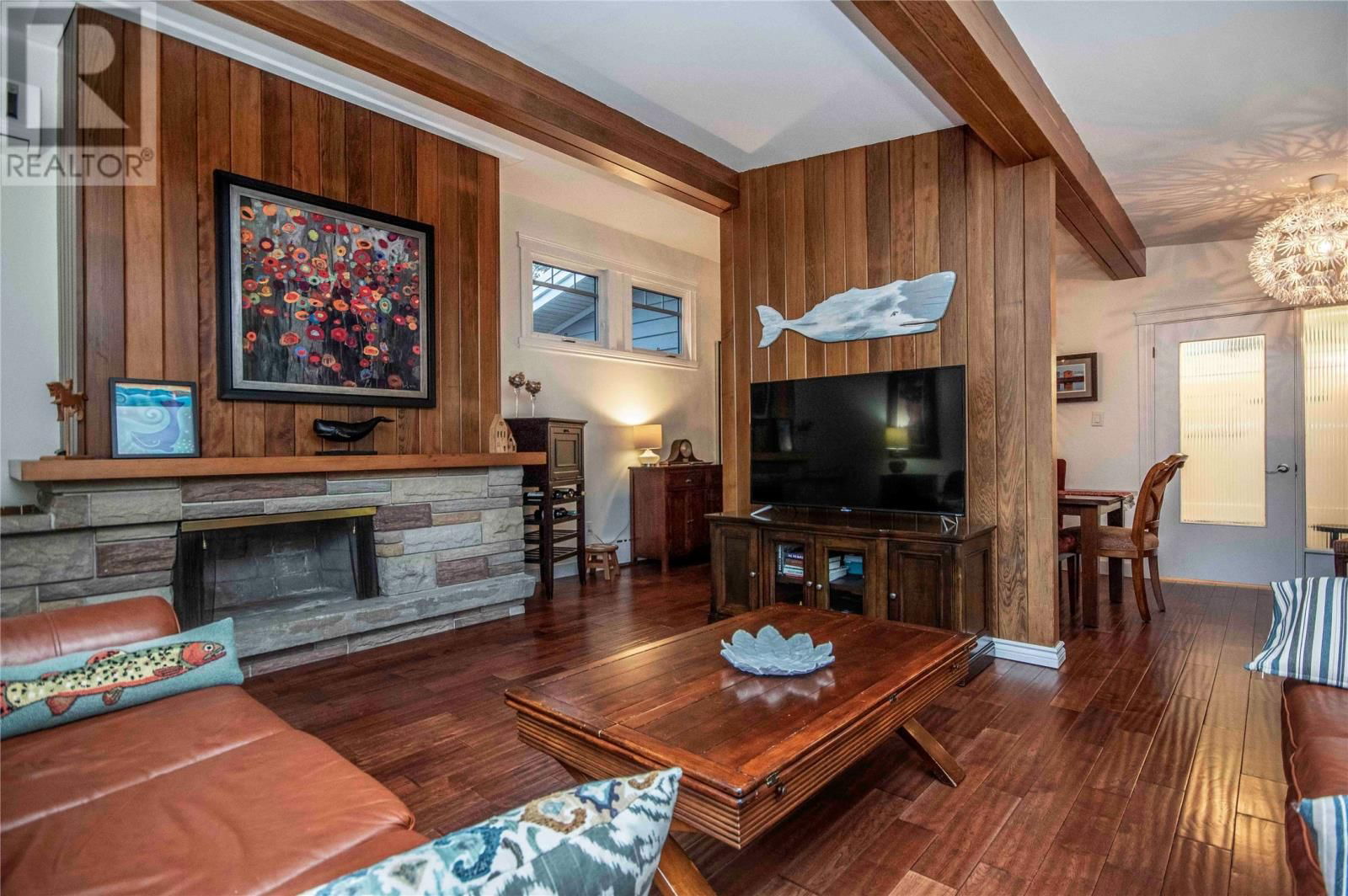 6 WEXFORD STREET Image 5