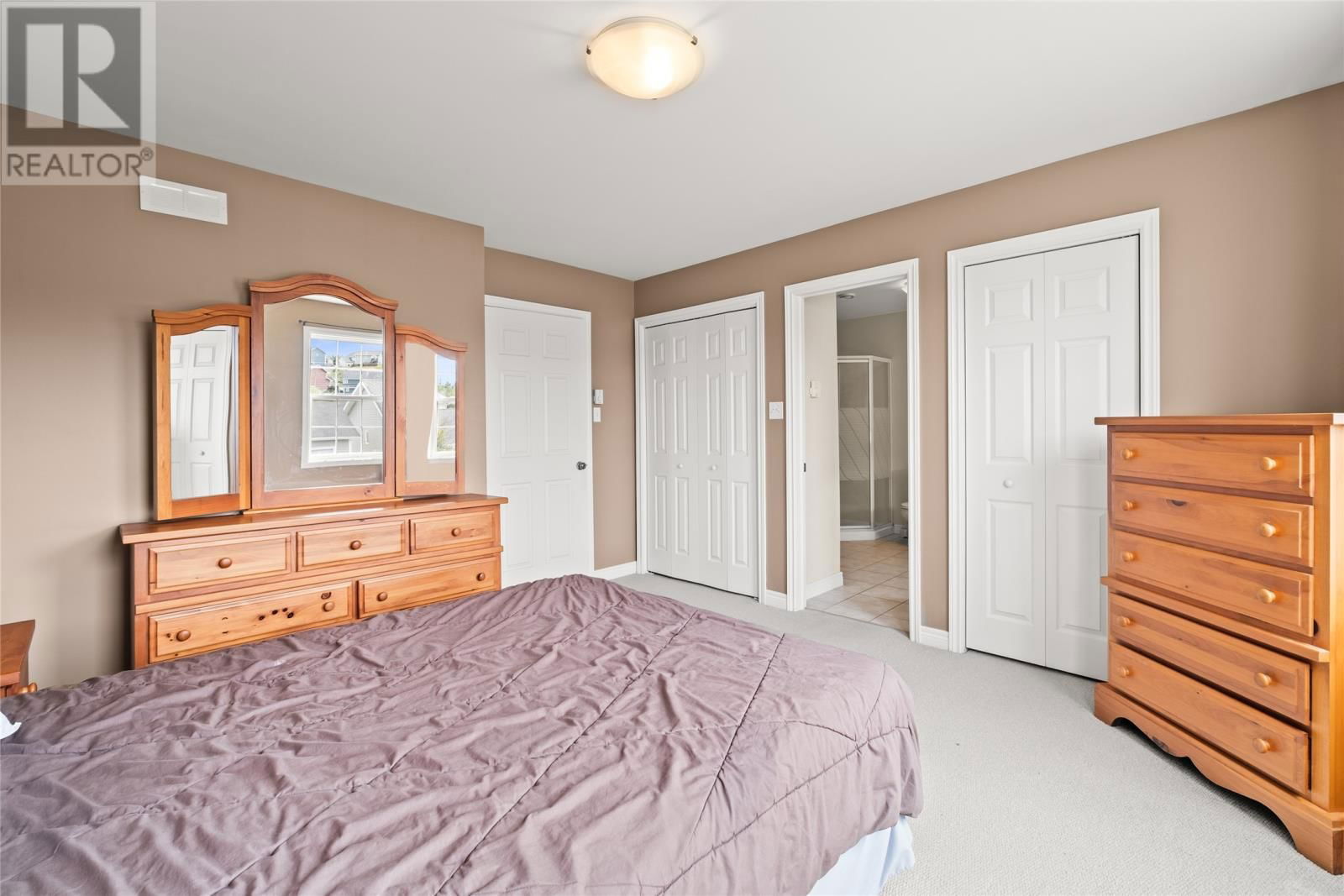 22 CARLINGFORD STREET Image 12