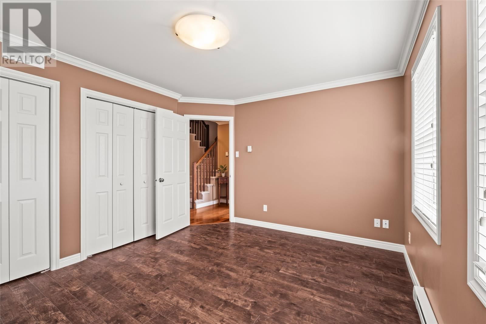 22 CARLINGFORD STREET Image 14