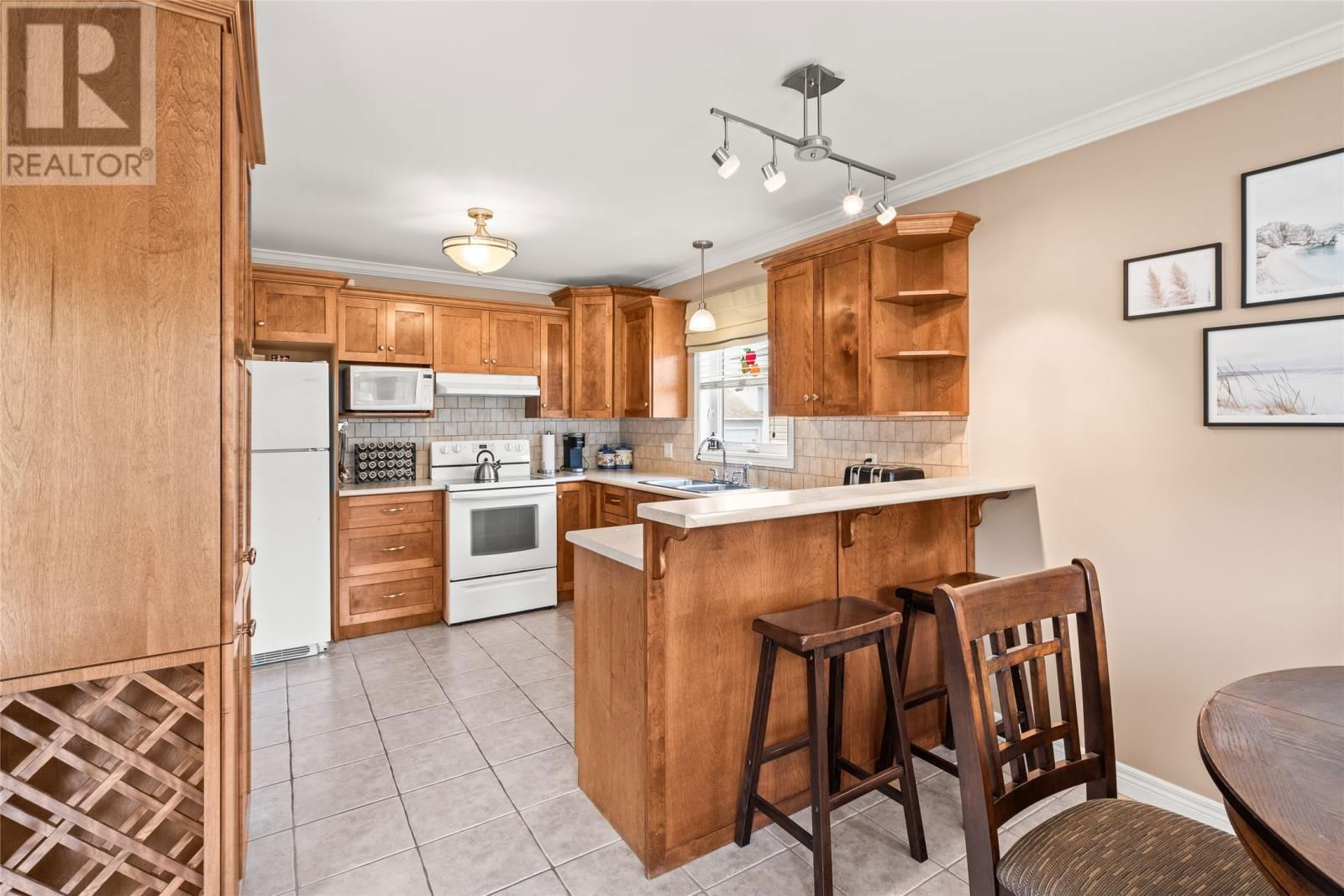 22 CARLINGFORD STREET Image 2