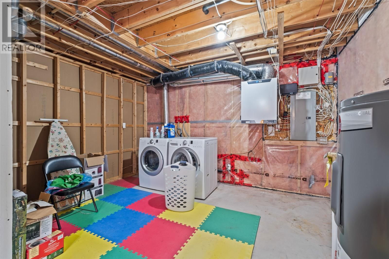 22 CARLINGFORD STREET Image 23
