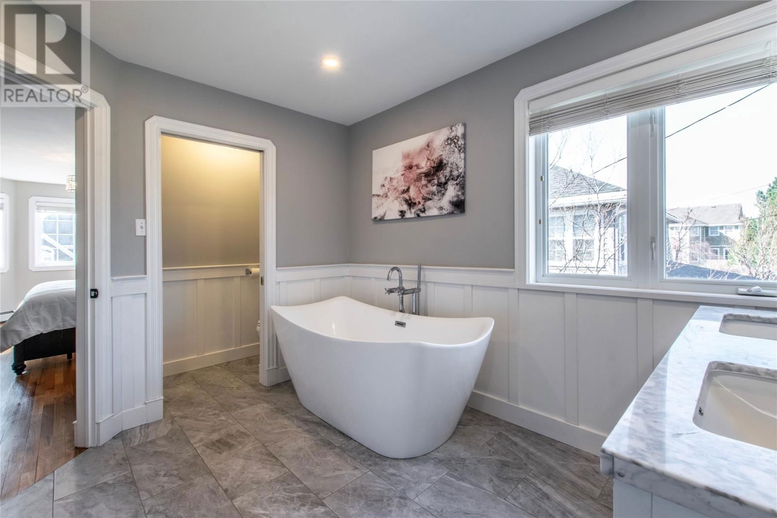 9 CHEYNE DRIVE Image 33