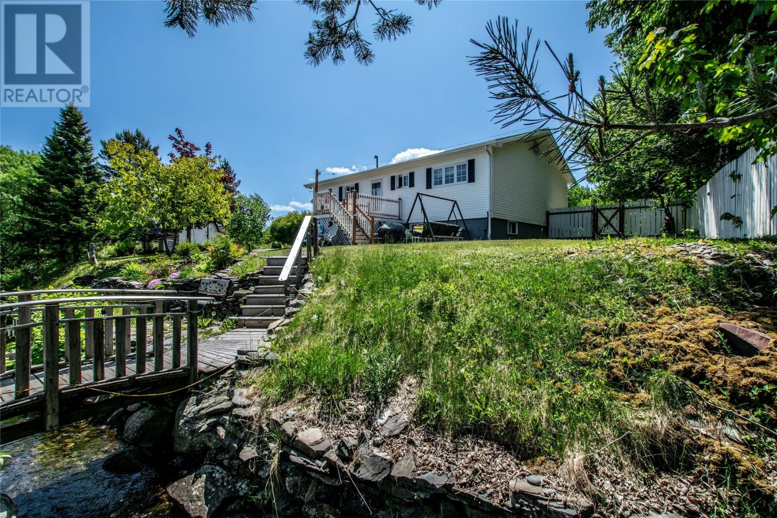 546 CONCEPTION BAY HIGHWAY Image 28