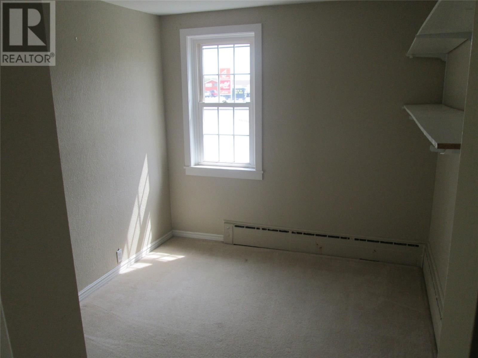 180 MAIN STREET Image 14