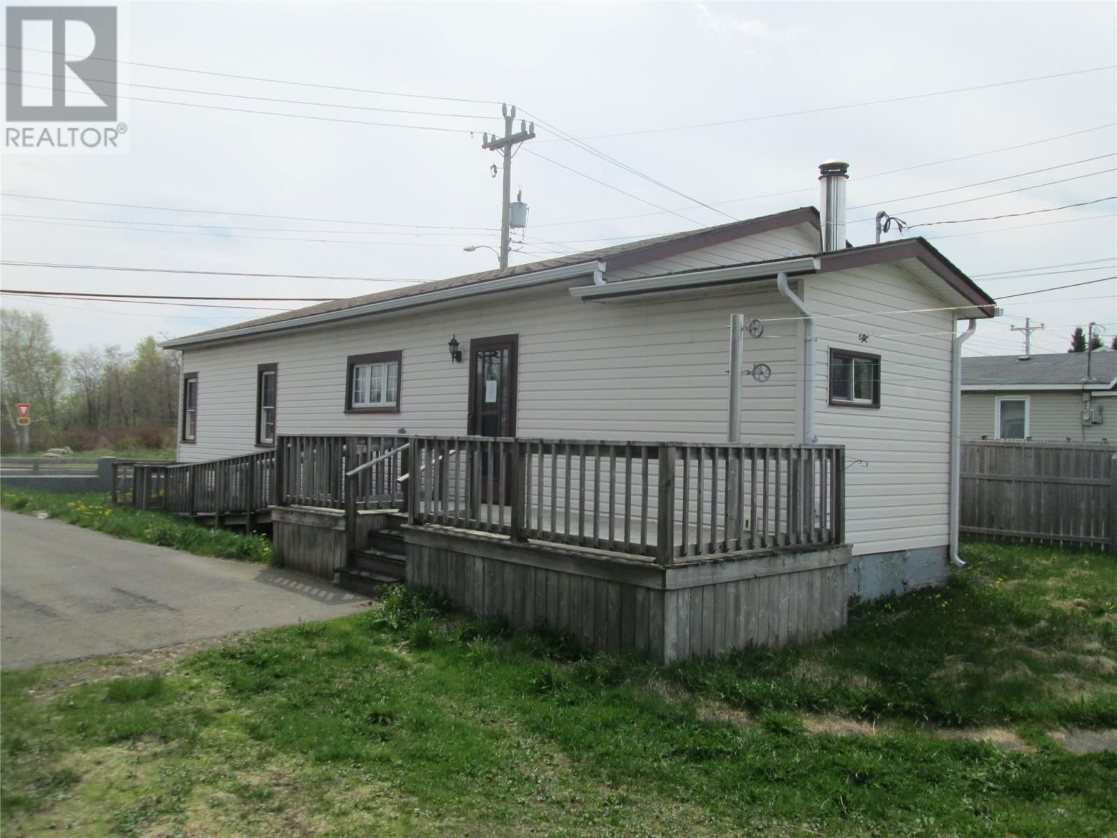 180 MAIN STREET Image 4