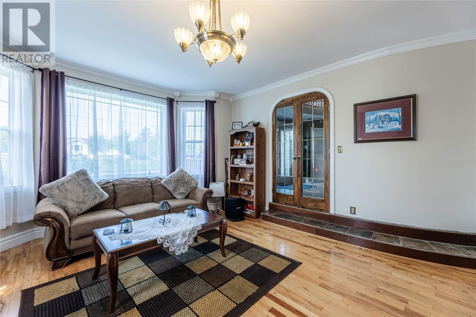 2 HAYES AVENUE Image 12