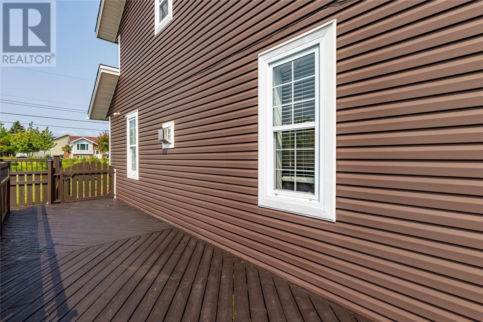 2 HAYES AVENUE Image 39