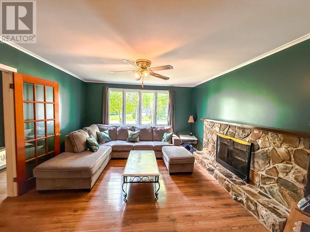 330-332 SHEARSTOWN ROAD Image 6