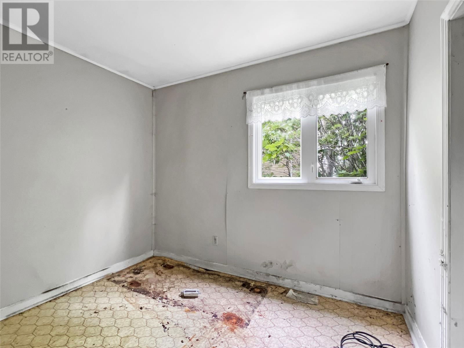 84 RIDGE ROAD Image 10