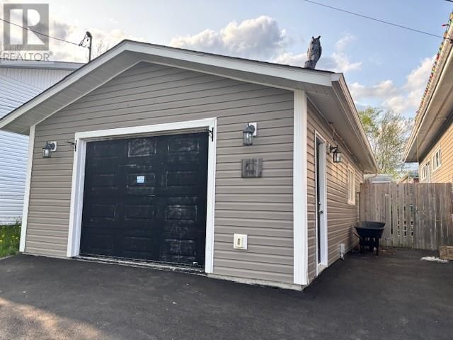 31 HAMILTON STREET Image 2