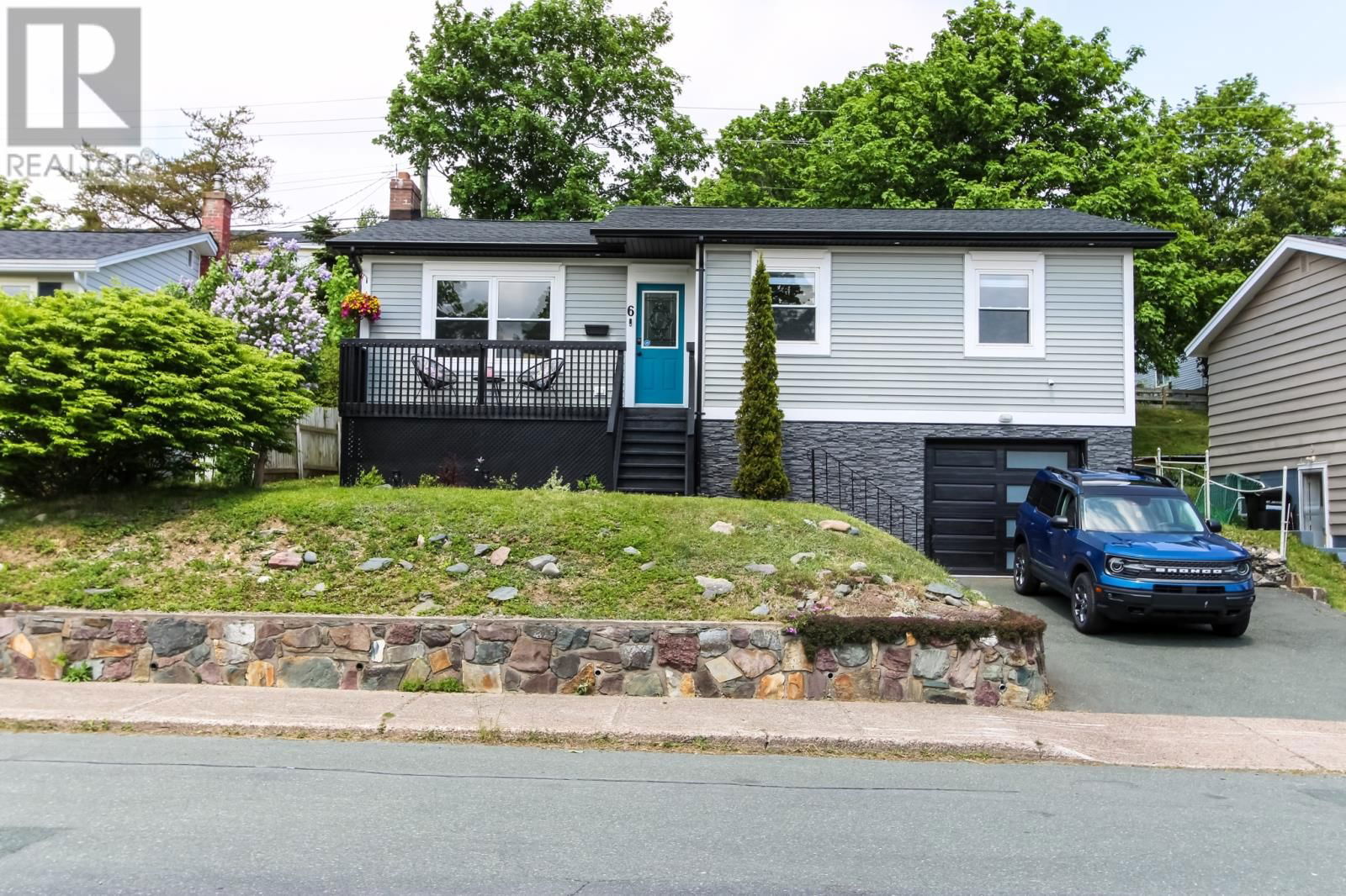 6 BONAVISTA STREET Image 1