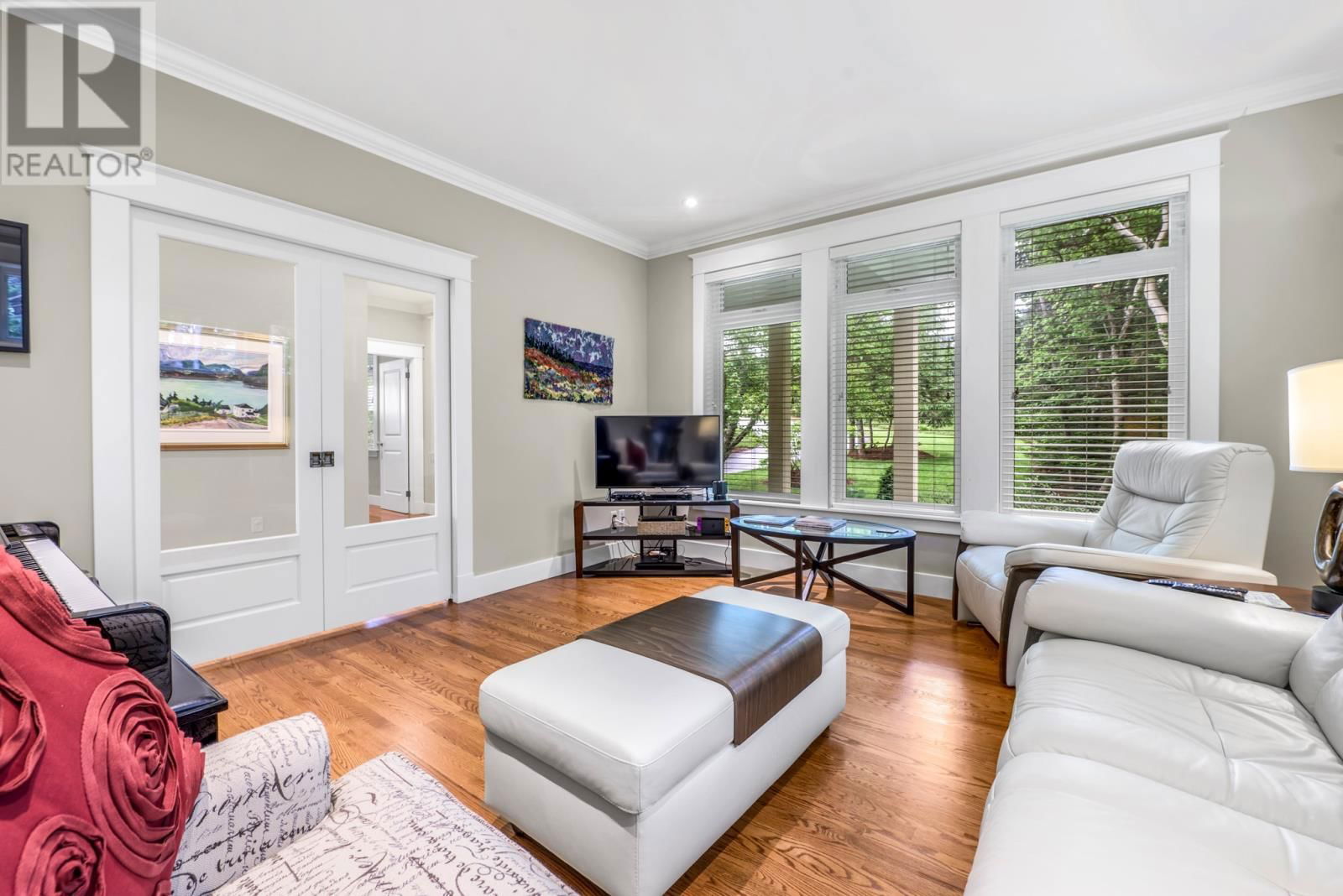 11 COUNTRY GARDEN ROAD Image 18