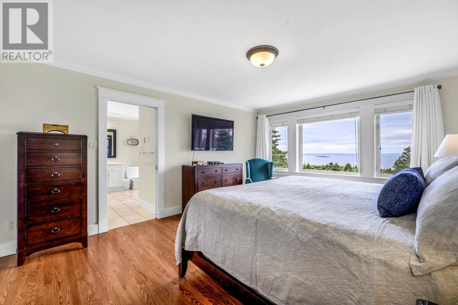 11 COUNTRY GARDEN ROAD Image 36