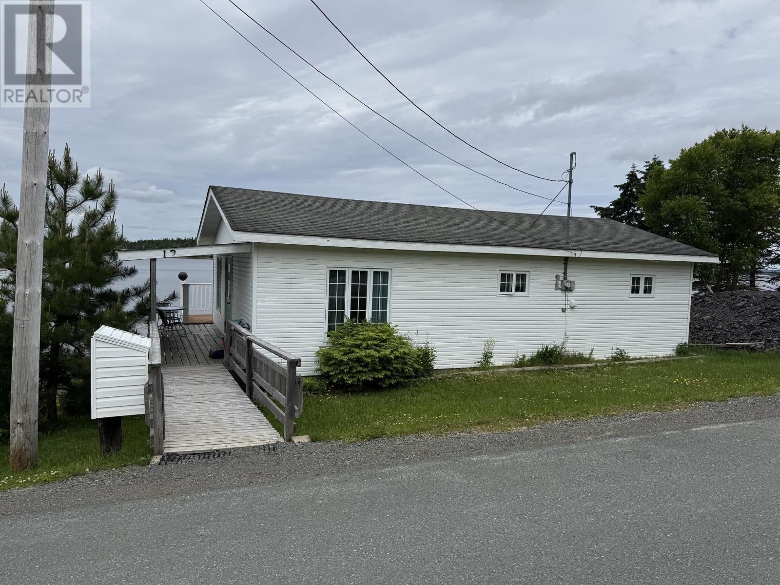 13 Southside Road, Boyd's Cove, Newfoundland & Labrador A0G 1G0