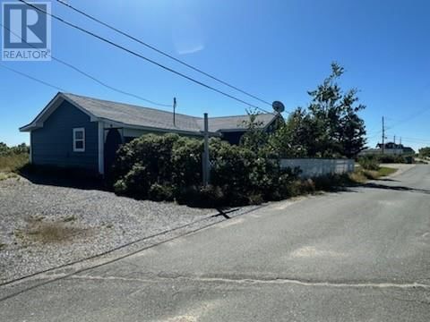 21-23 School Crescent Newtown Newfoundland & Labrador, A0G 3L0 - 3 Bedrooms Home For Sale
