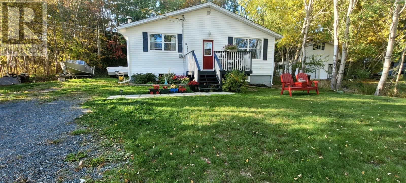 377 J. R. Smallwood Boulevard, Gambo, Newfoundland & Labrador A0G 1T0
