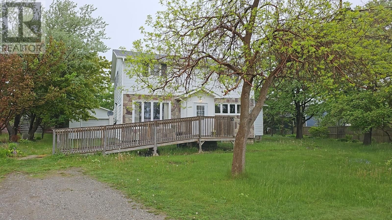 55 WEST Street, STEPHENVILLE, Newfoundland & Labrador A2N 1E1