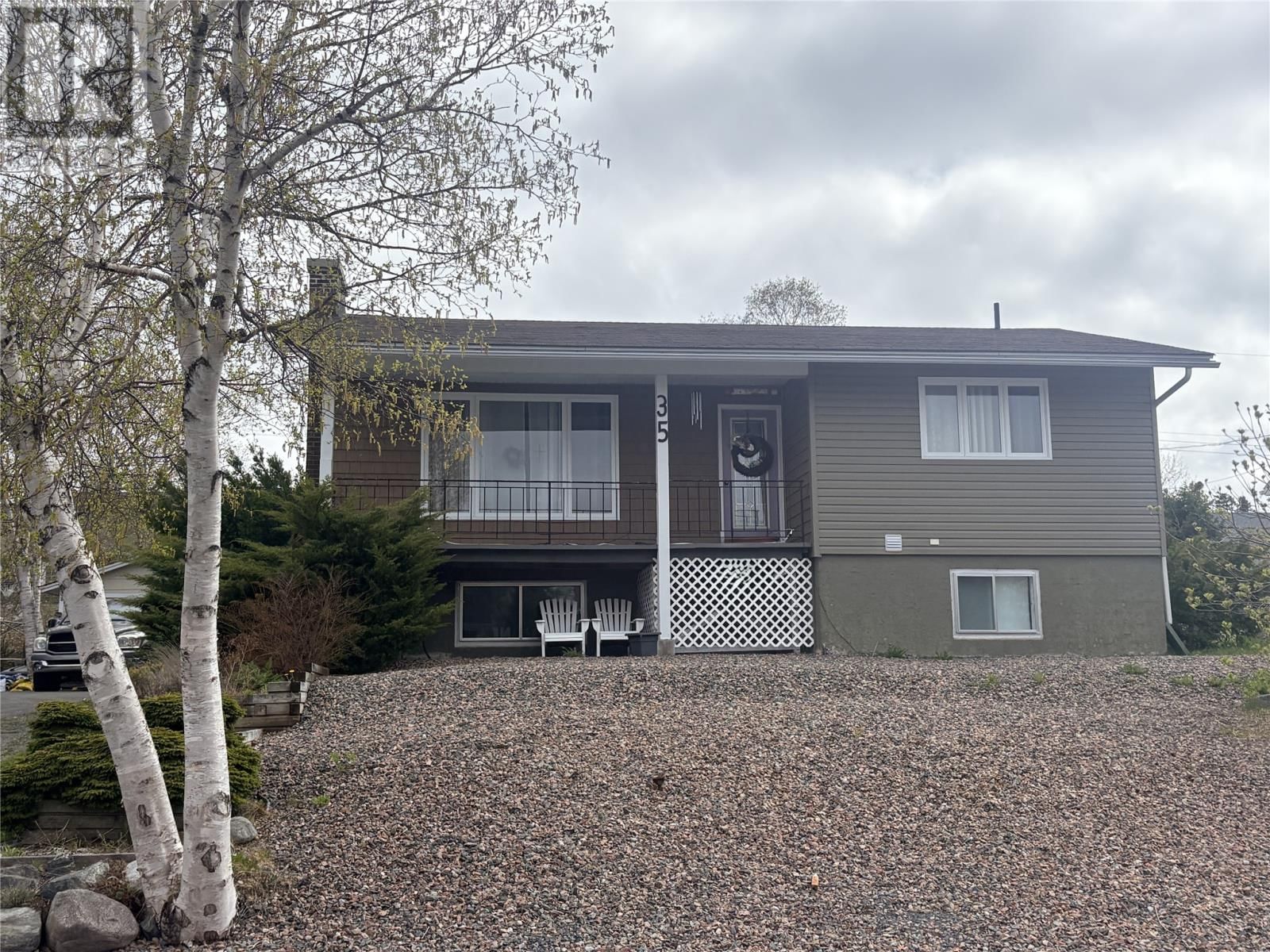 35 Prince Street, Clarenville, Newfoundland & Labrador A5A 1W4
