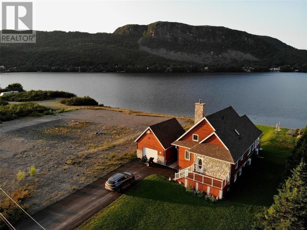 2 Regatta Drive, Gull Pond, Newfoundland & Labrador A2N 2Y4