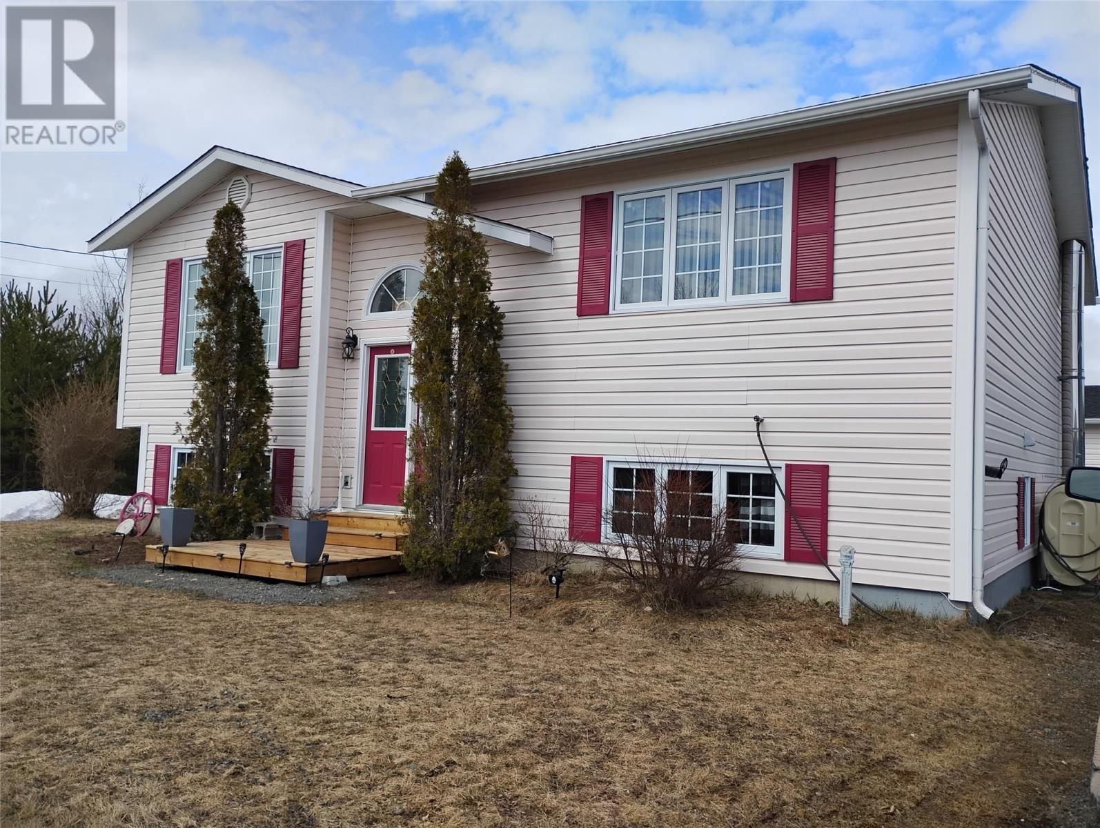 2 Memorial Drive, Badger, Newfoundland & Labrador A0H 1A0