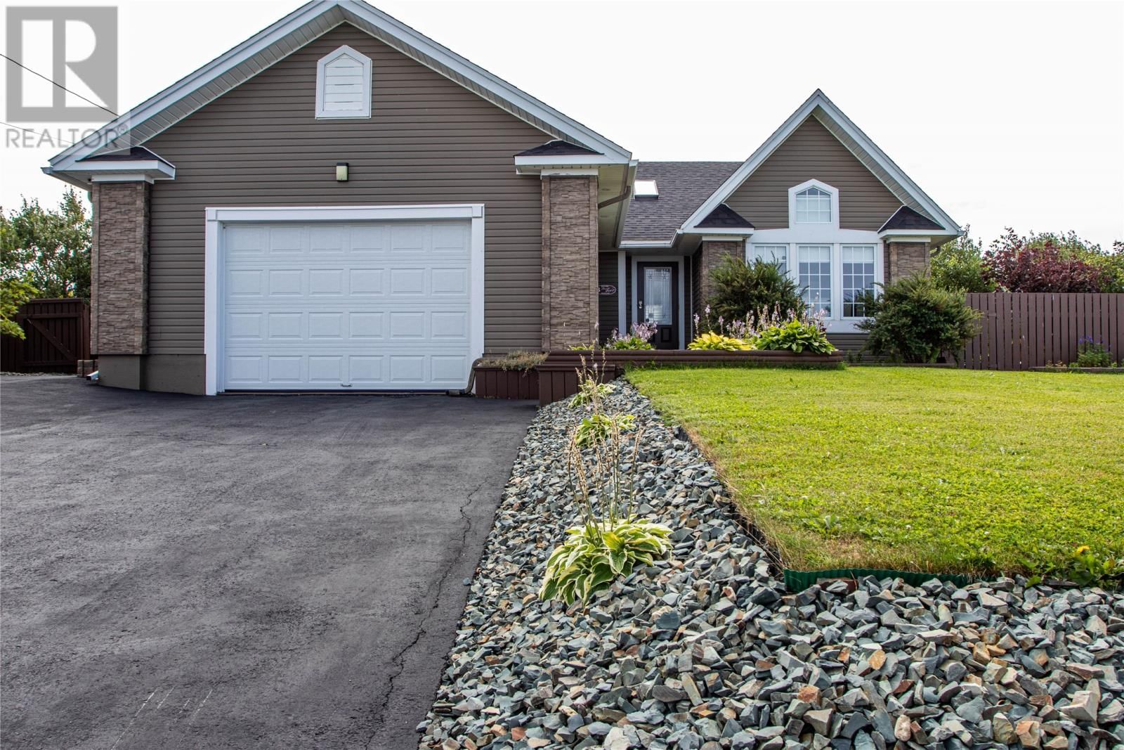 6 Heath Crescent, Bonavista, Newfoundland & Labrador A0C 1B0