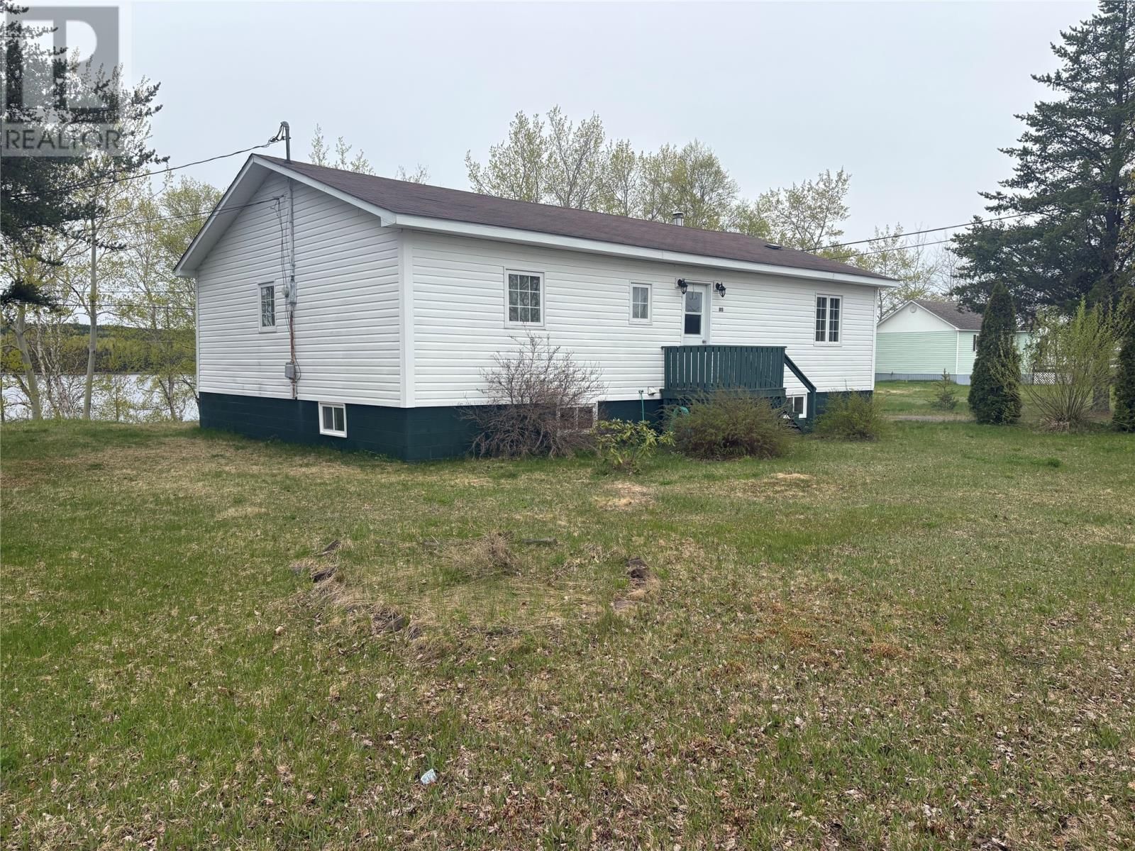 105 Main Street, Bishop's Falls, Newfoundland & Labrador A0H 1C0