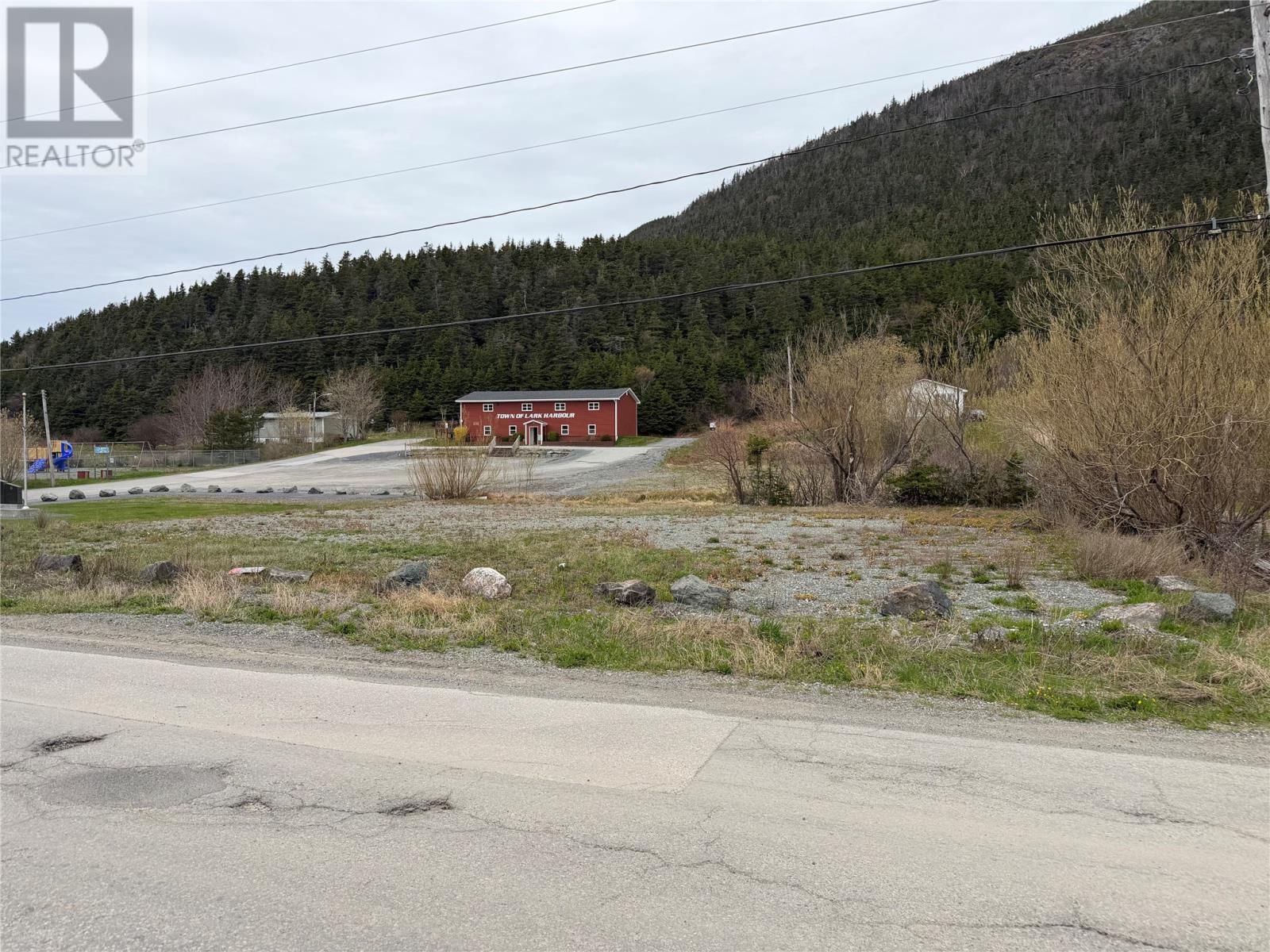 144-146 Main Street, Lark Harbour, Newfoundland & Labrador A0L 1H0