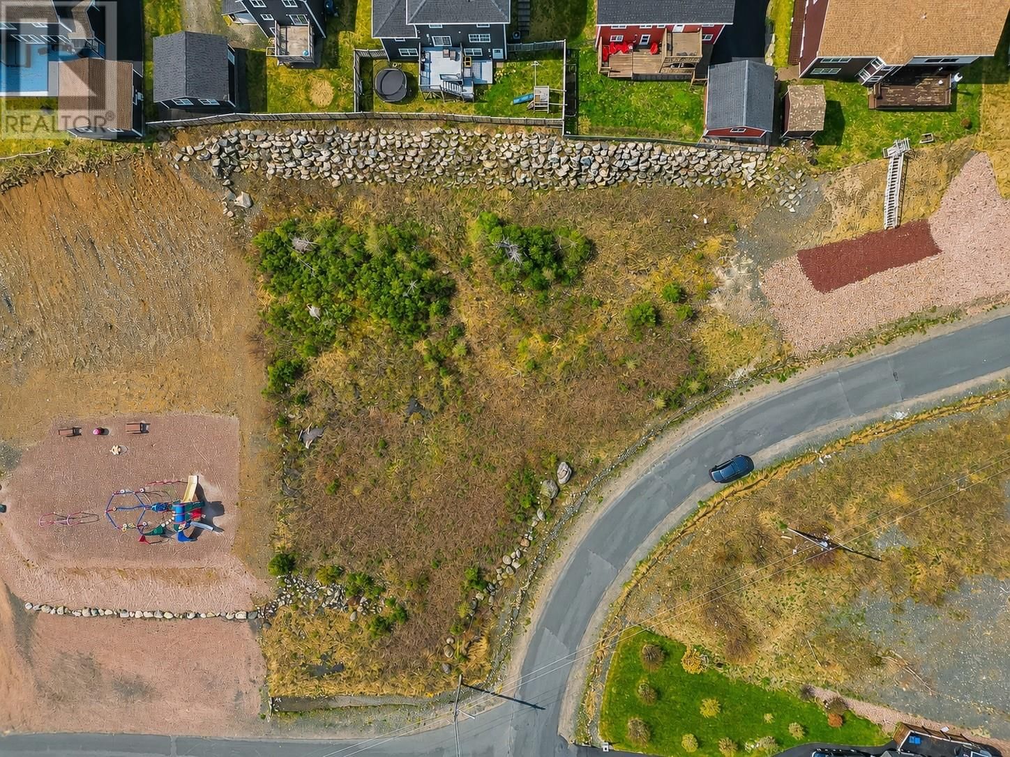 18 Mcgraths Road, Holyrood, Newfoundland & Labrador A0A 2R0