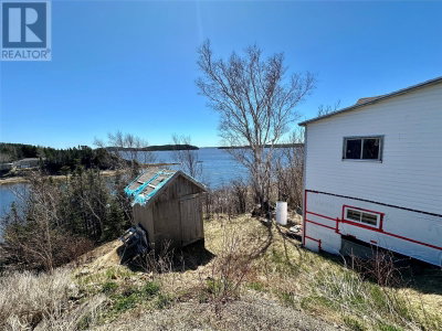27 Village Cove Road West | Summerford Newfoundland & Labrador | Slide Image Three