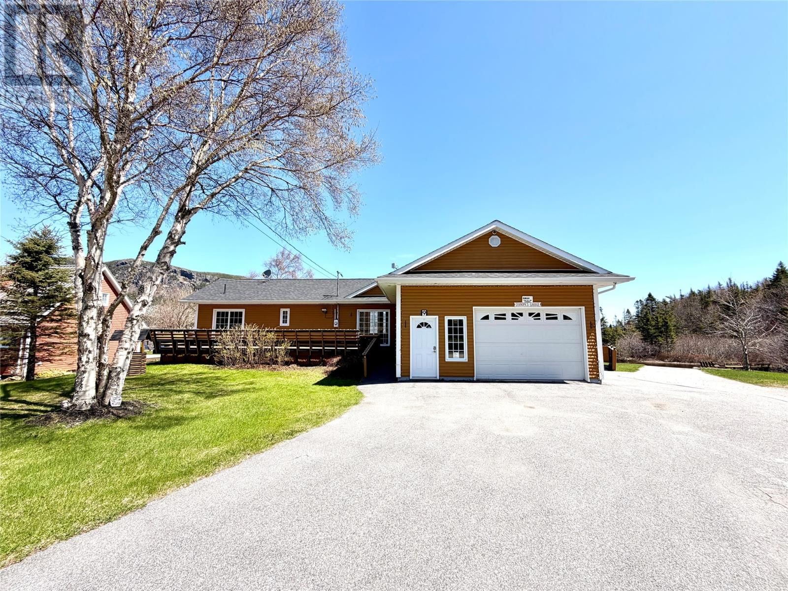 9 Regatta Drive, Stephenville - Gull Pond, Newfoundland & Labrador A2N 2Y4