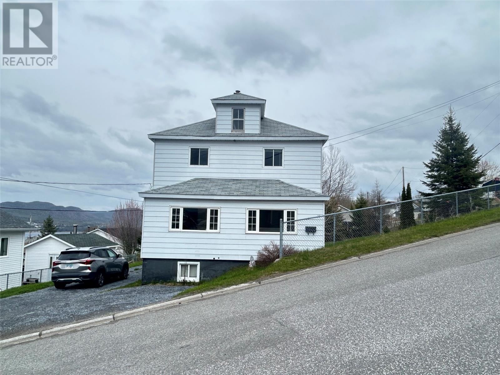 27 Fudges Road, Corner Brook, Newfoundland & Labrador A2H 2B7