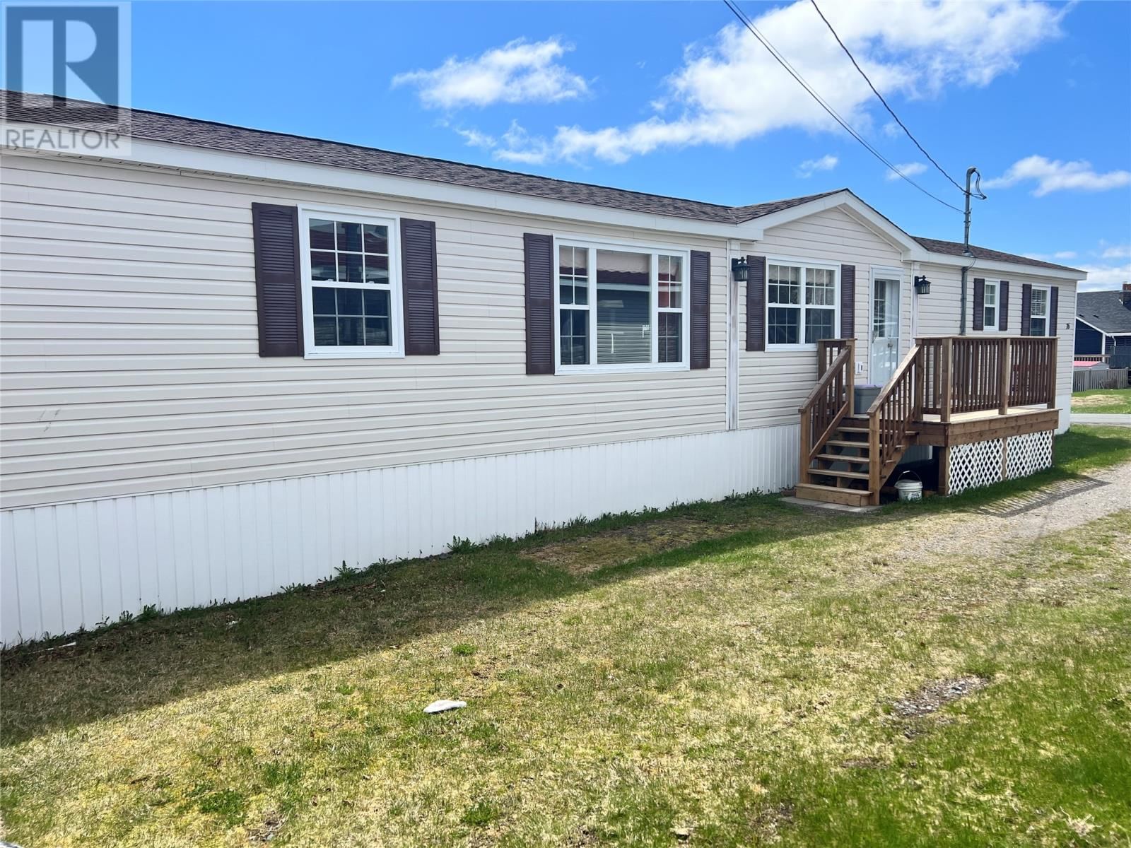 16 Trailer Court, Springdale, Newfoundland & Labrador A0J 1T0