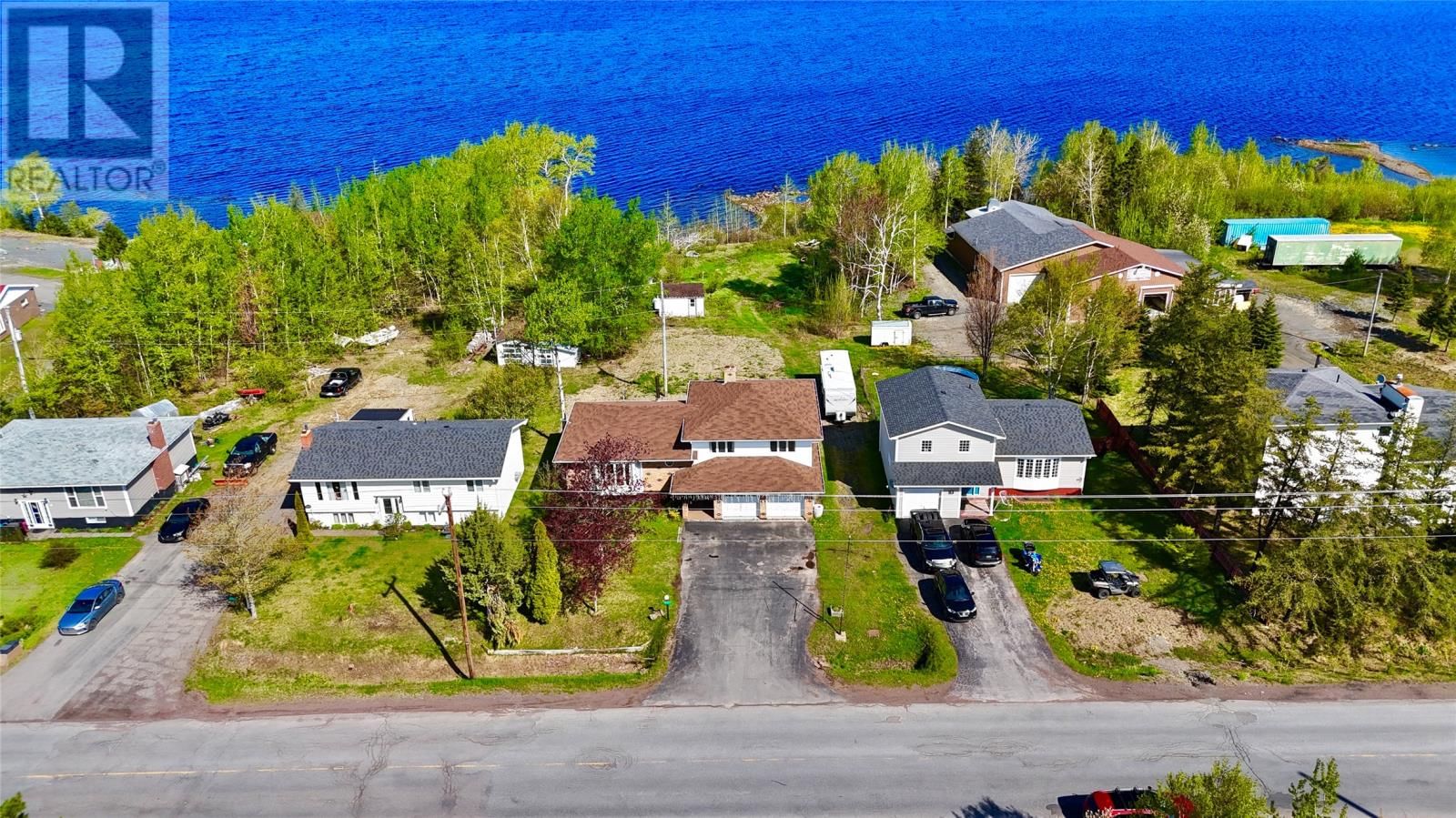 8 Gillingham Avenue, Norris Arm, Newfoundland & Labrador A0G 3M0