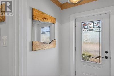 9 Loop Road | Happy Adventure Newfoundland & Labrador | Slide Image Two
