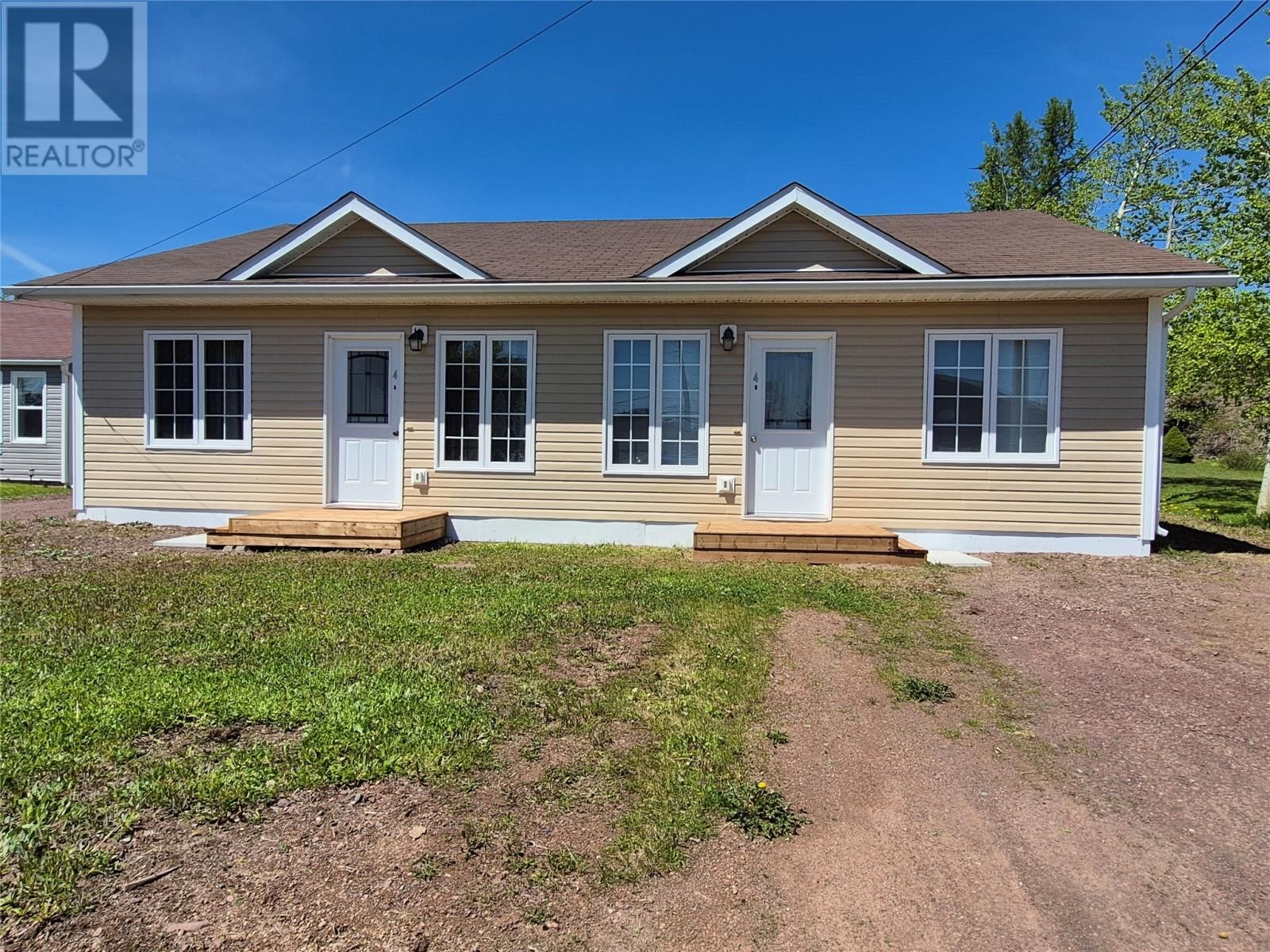 4 A/B Budgells Road, Botwood, Newfoundland & Labrador A0H 1E0