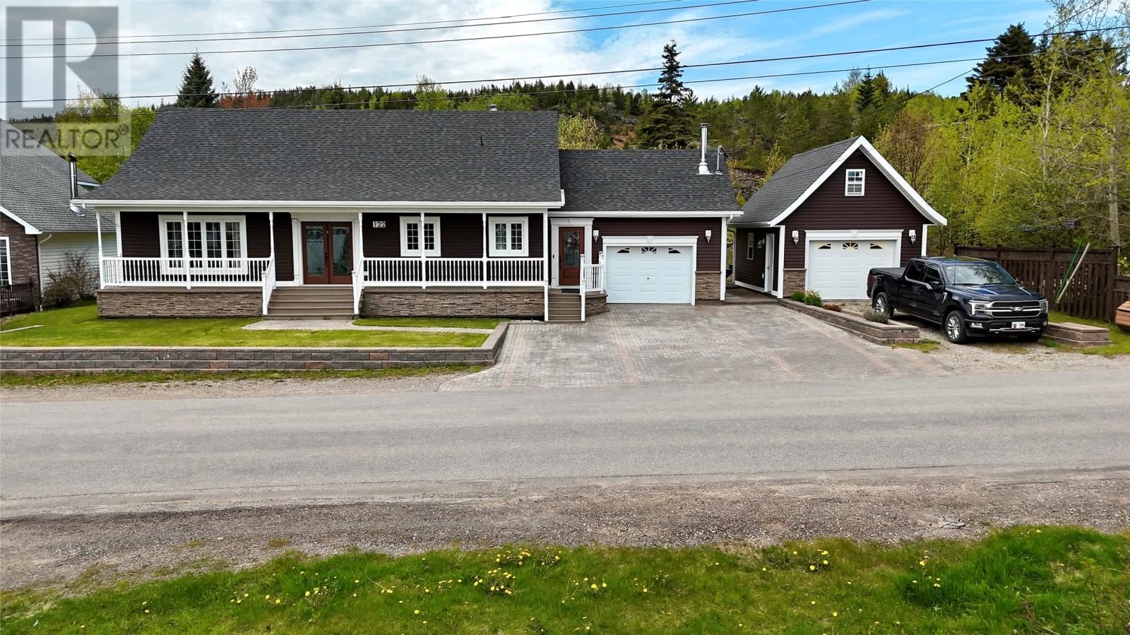 122 Bayview Road, Springdale, Newfoundland & Labrador A0J 1T0