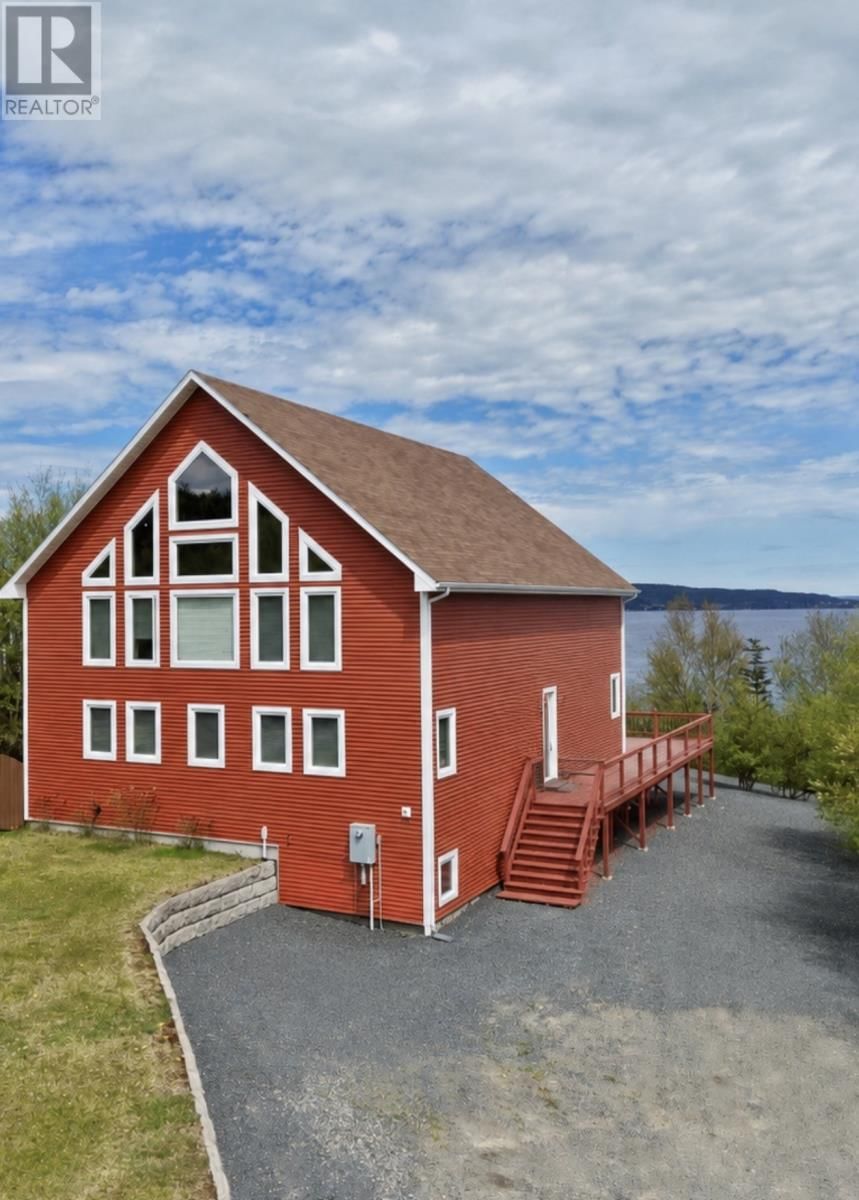 8 Beach Path, Deep Bight, Newfoundland & Labrador A0E 2A0