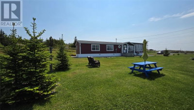 285 Bayview Street | Twillingate Newfoundland & Labrador | Slide Image Three