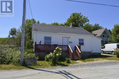 35 Harbour Road | New Perlican Newfoundland & Labrador | Slide Image Three