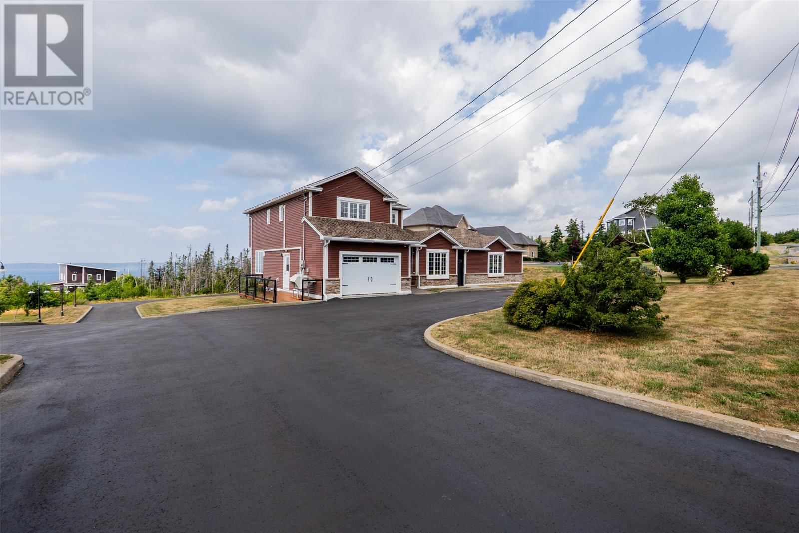 15 Everest Street, Paradise, Newfoundland & Labrador A1L 0B7