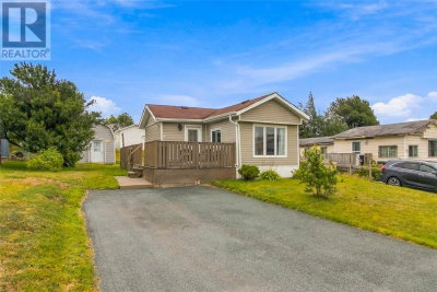 4 Cedar Drive | Paradise Newfoundland & Labrador | Slide Image Two